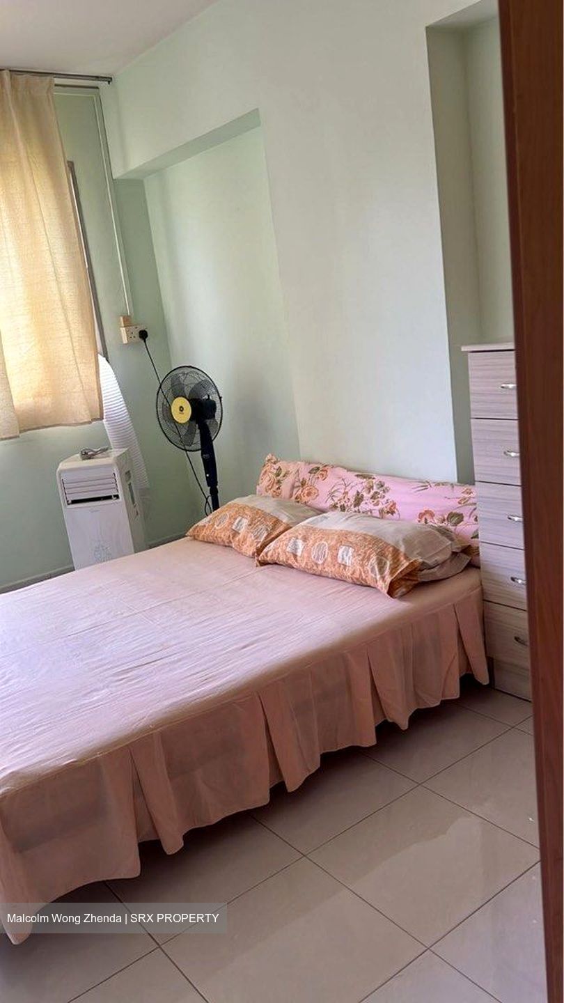 Blk 422 Hougang Avenue 6 (Hougang), HDB 5 Rooms #558561771